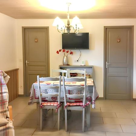 Appartement Cosy A Cornimont 30 M² Avec Terrasse Et Vue Montagne Dış mekan fotoğraf