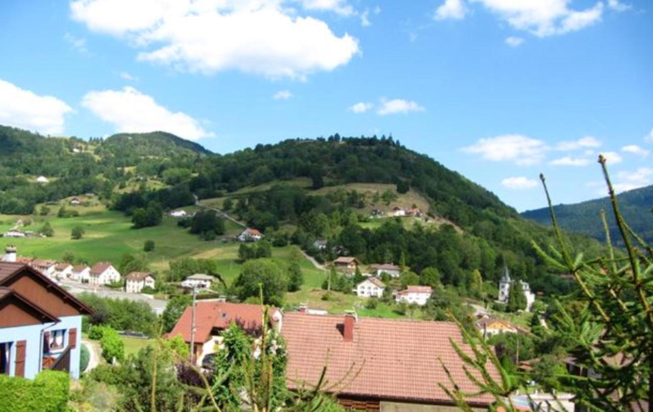 Appartement Cosy A Cornimont 30 M² Avec Terrasse Et Vue Montagne Dış mekan fotoğraf