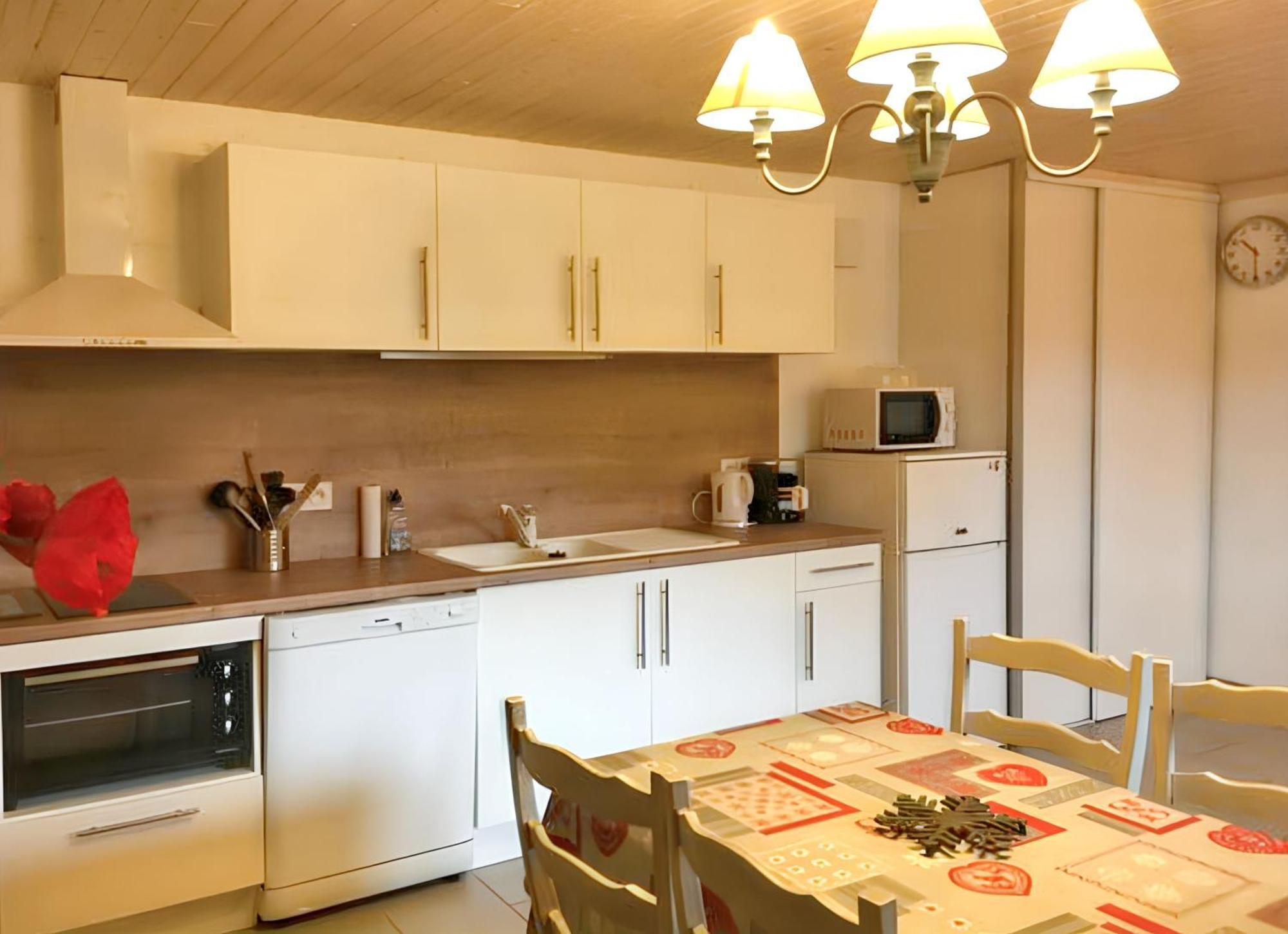 Appartement Cosy A Cornimont 30 M² Avec Terrasse Et Vue Montagne Dış mekan fotoğraf